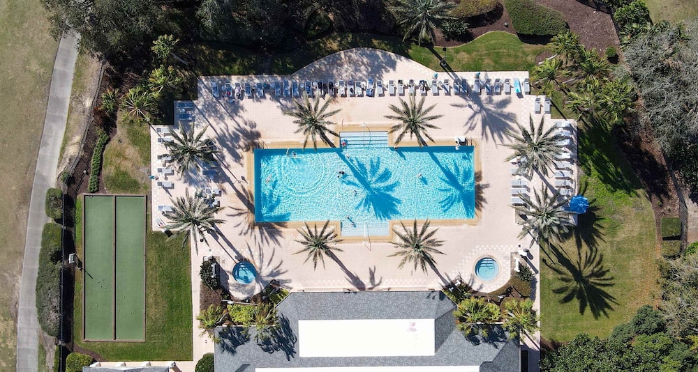Sunset Views and Serenity - Reunion Escape for 4