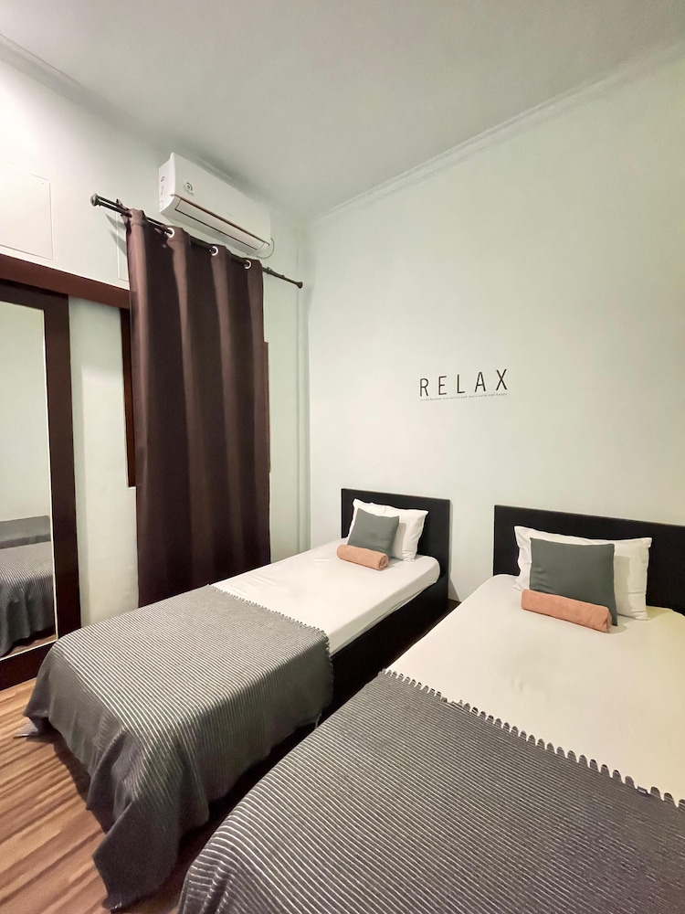 ROOM Ijen Hostel