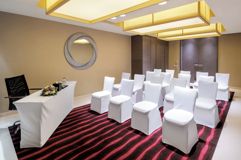 Abu Dhabi Vacations - Park Arjaan by Rotana - Property Image 16