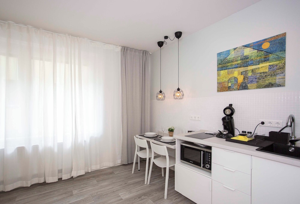 Studio Apartments Köhn