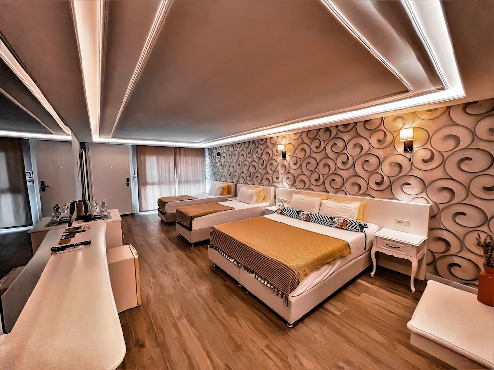 Assos Longevity Hotel