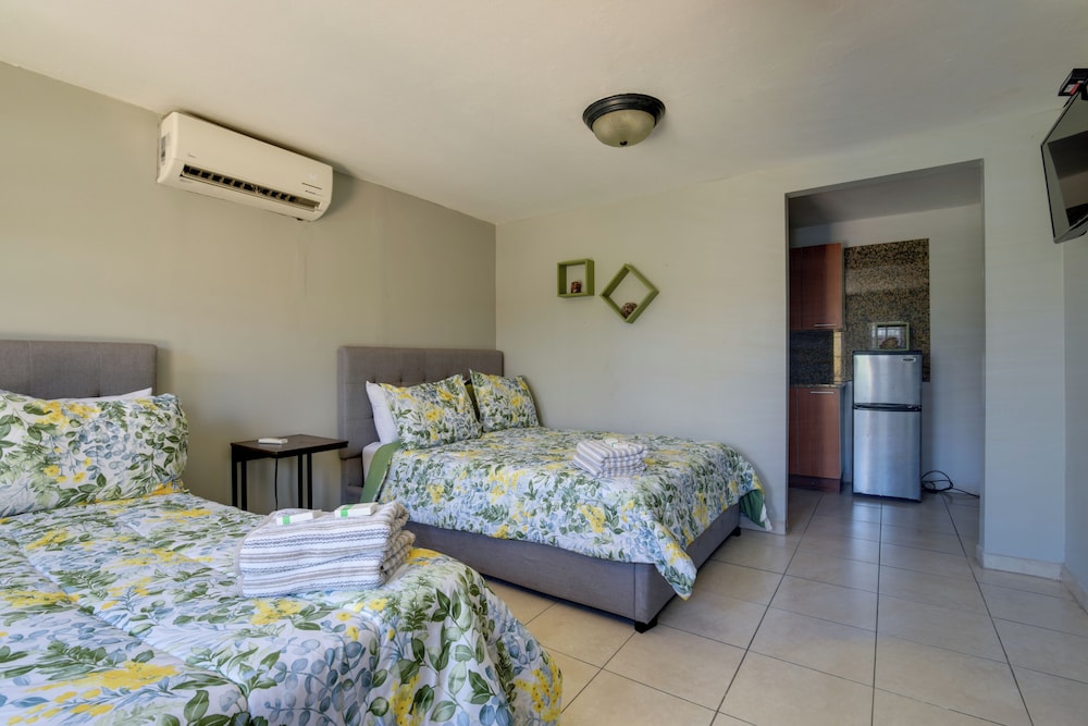 Private Heated Pool: Walk to Isla Verde Beach - Property Image 27