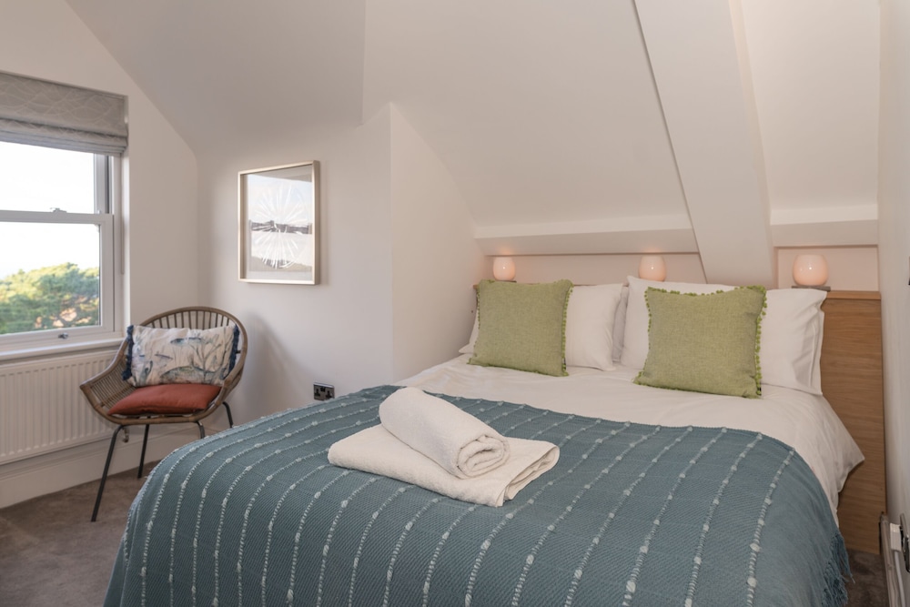 Larkrise, The Penthouse view 2