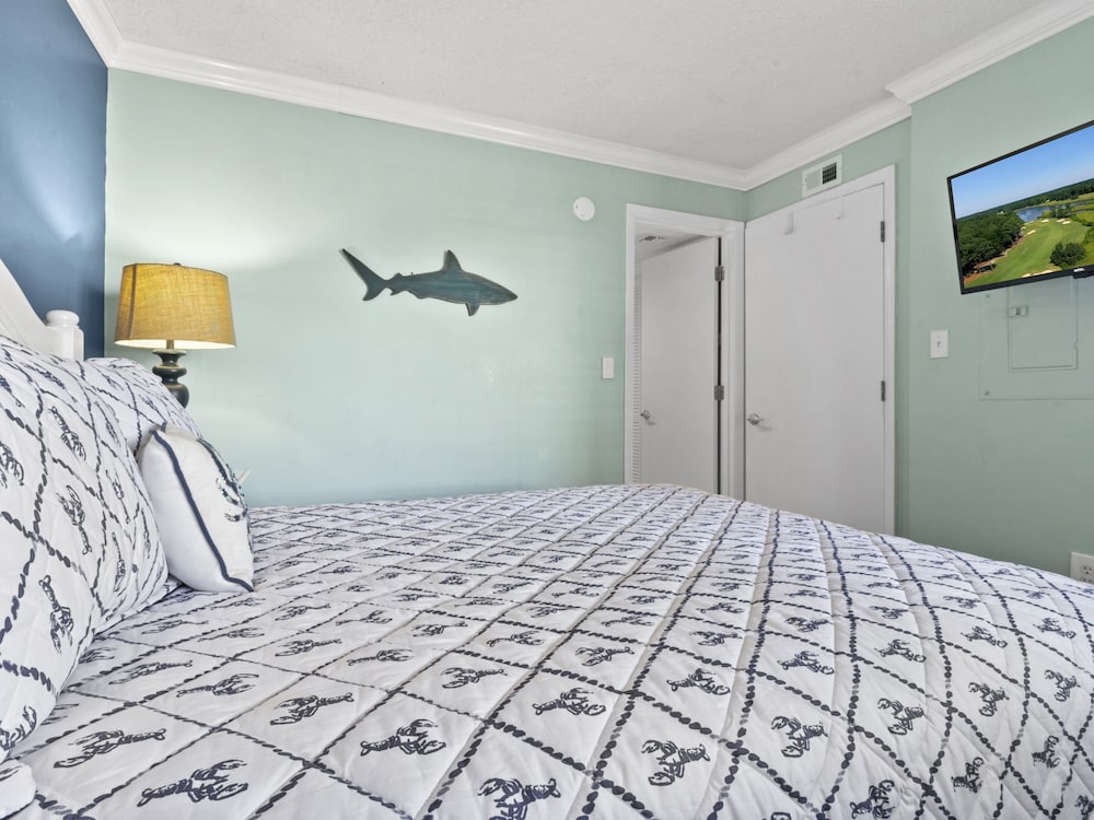 Sea Winds #202 2 Bedroom Condo by Redawning view 5
