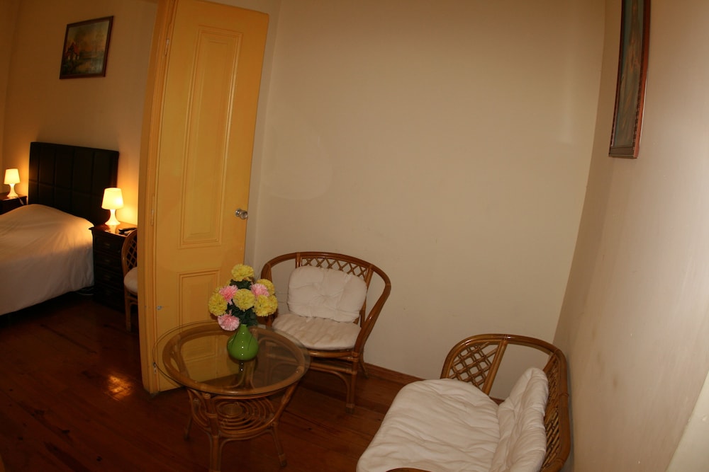 Mana Guest House