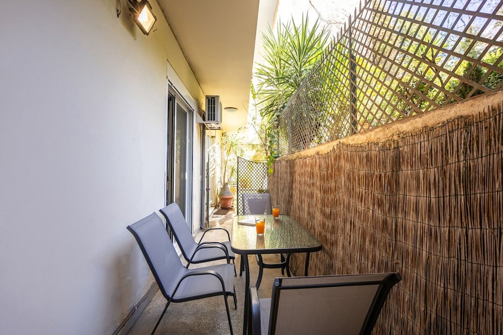 Central Athens 2 Bedroom Apartment in Kolonaki