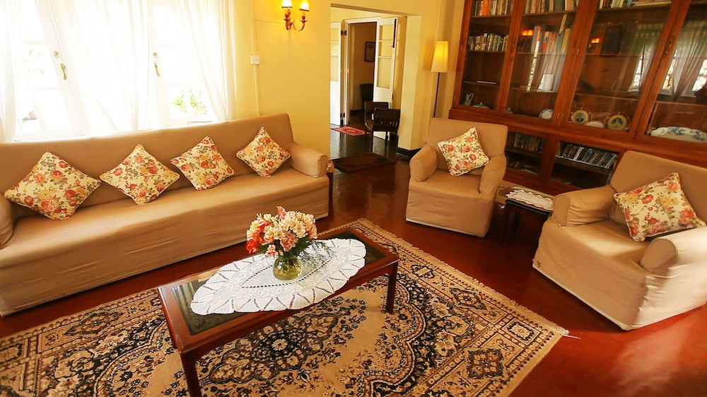 Senani Colonial Holiday Bungalow