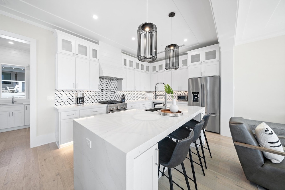 Ocean Breeze 5 Bedroom Home