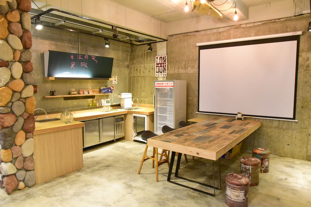 PH Hostel