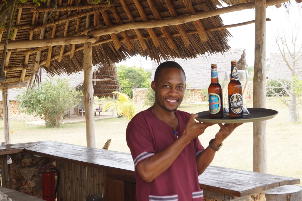 Pangani Cliffs Lodge