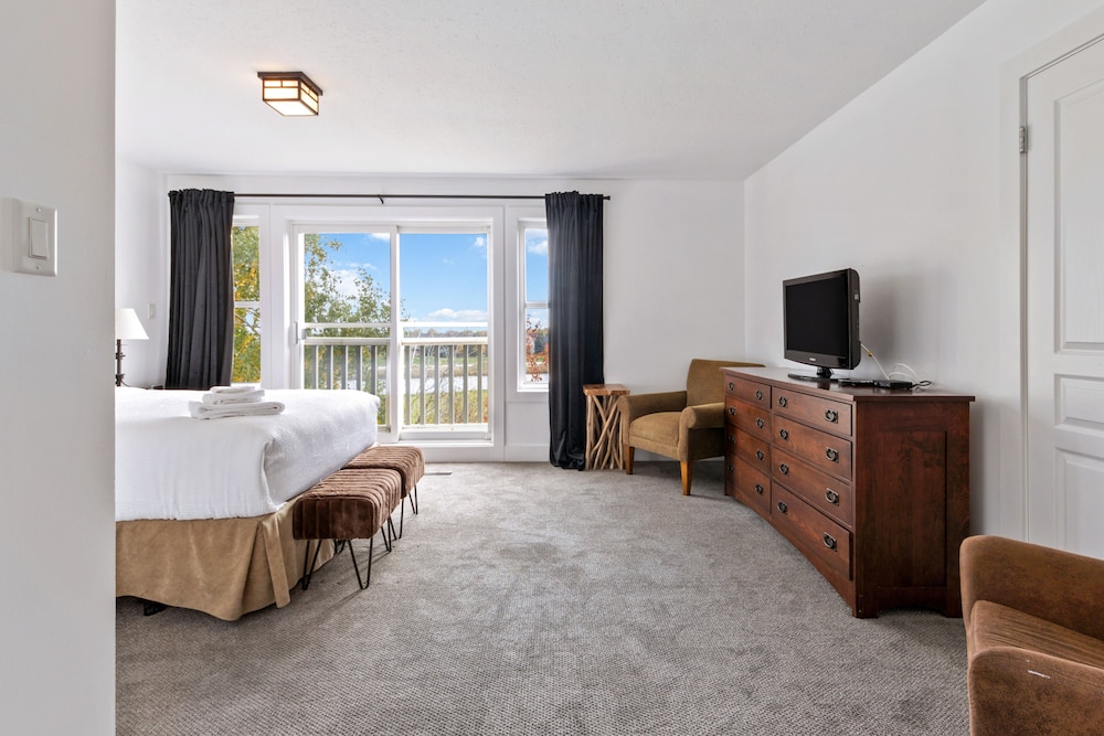 Rivergrass Condos