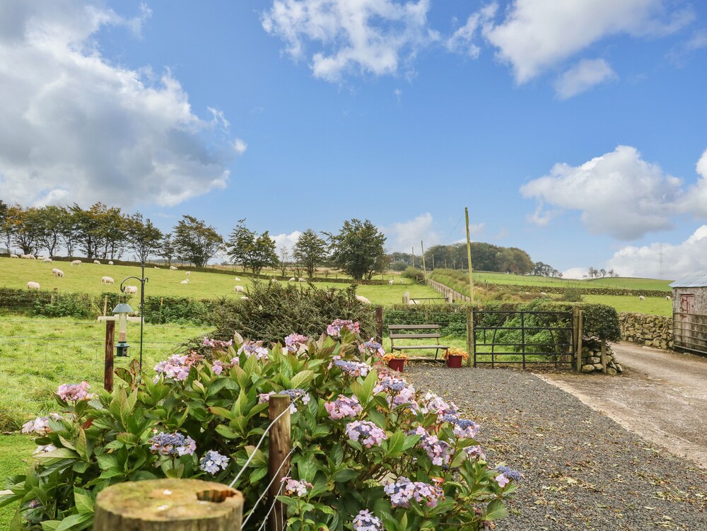 Shaws Hill Farmhouse view 2