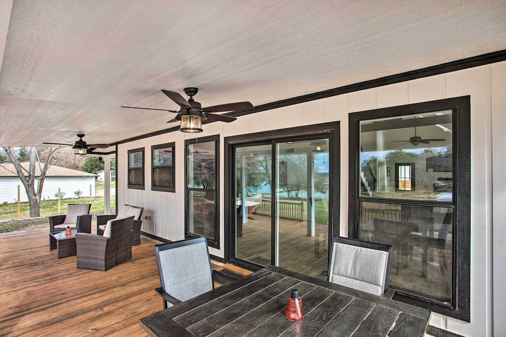 Lakefront Frankston Home w/ Guest Studio! - Property Image 13