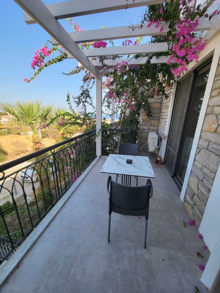 Datça Zeytinevleri Apart