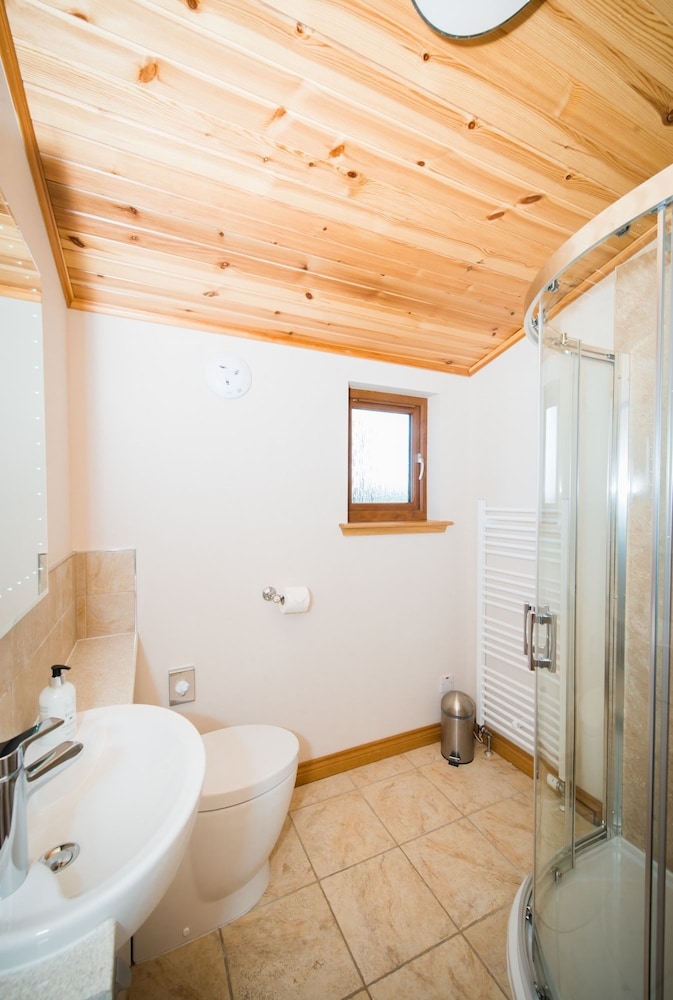 Tawny Lodge