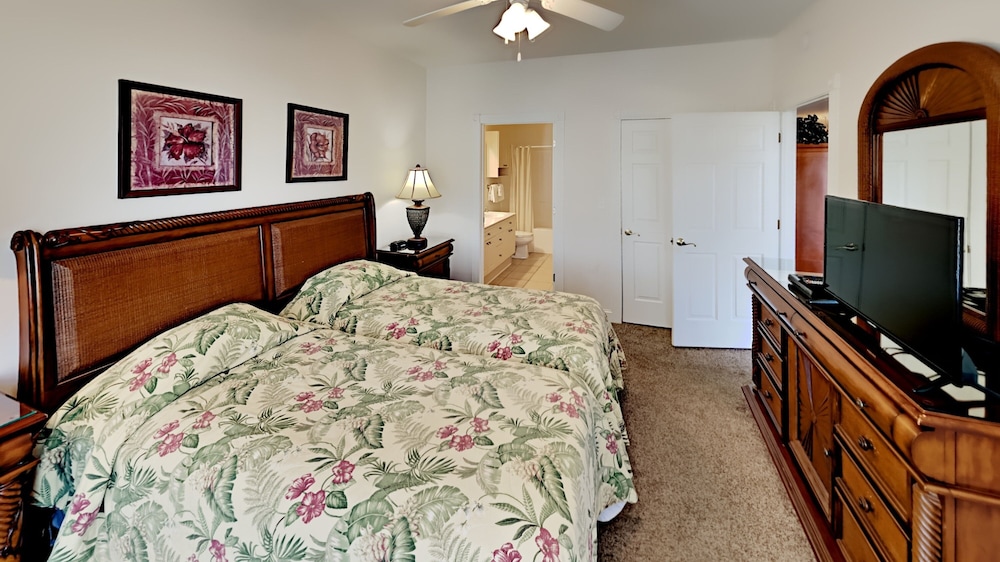 Magnolia Pointe Luster Leaf 4855-101 3 Bedroom Condo