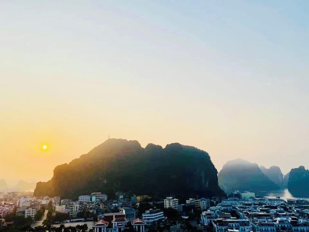 Sapphire Homestay Ha Long Bay