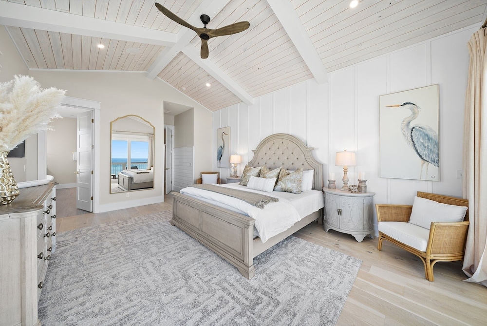 Pink Tequila Sunrise 7 Bedroom Home