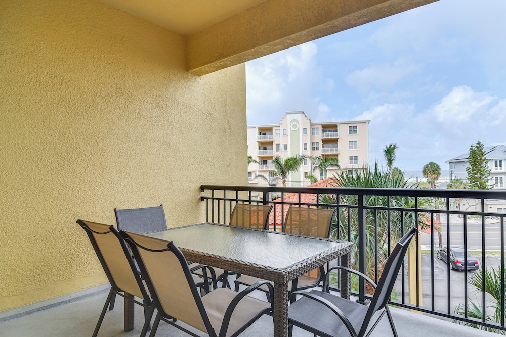 Treasure Island Condo: Gulf-view Balcony