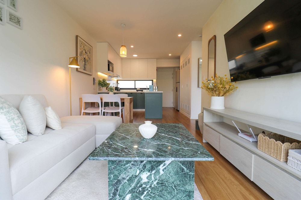 w Stunning 1BR w Great Deco in San Isidro