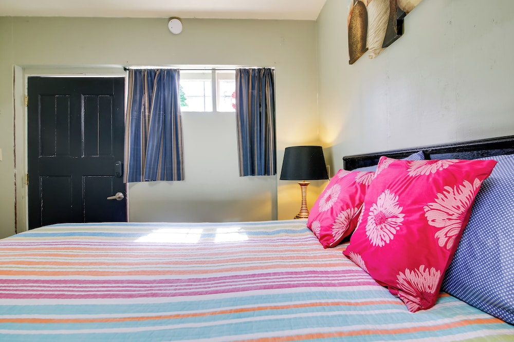 Remote Workers Welcome: Studio in Santa Rosa!
