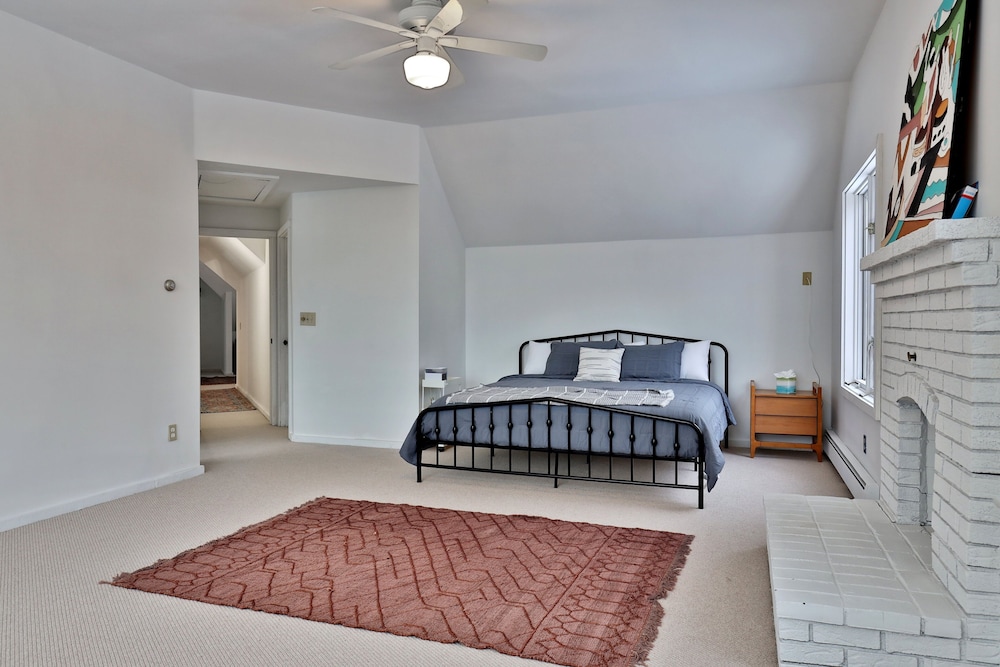 Mountainview Escape 4 Bedroom Home