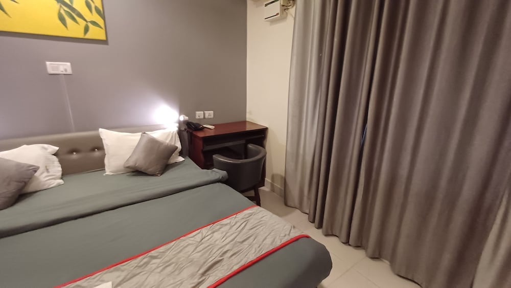 Sign Inn Apart Hotel Sriperumbudur