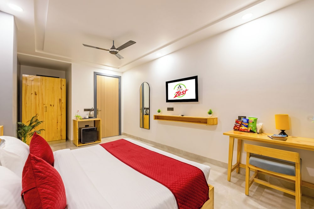 Hotel Zest Near IGI Airport