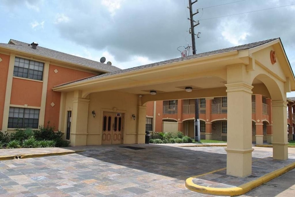 Executive Inn