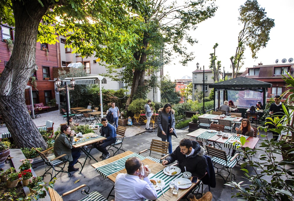 Bahçe Ev Oteli - Özel Sınıf - Image 14