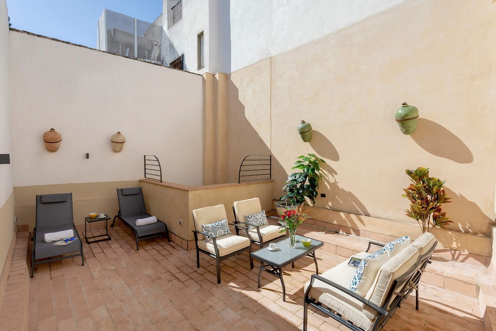 Exclusive Apartment Near Cathedral Rodrigo Caro IV