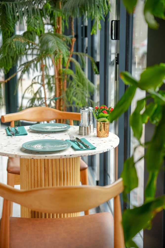 Novotel İstanbul Boğazı - Image 36