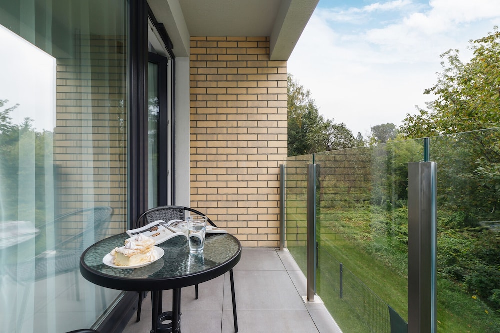 Tauron Arena Apartments by Renters view 3