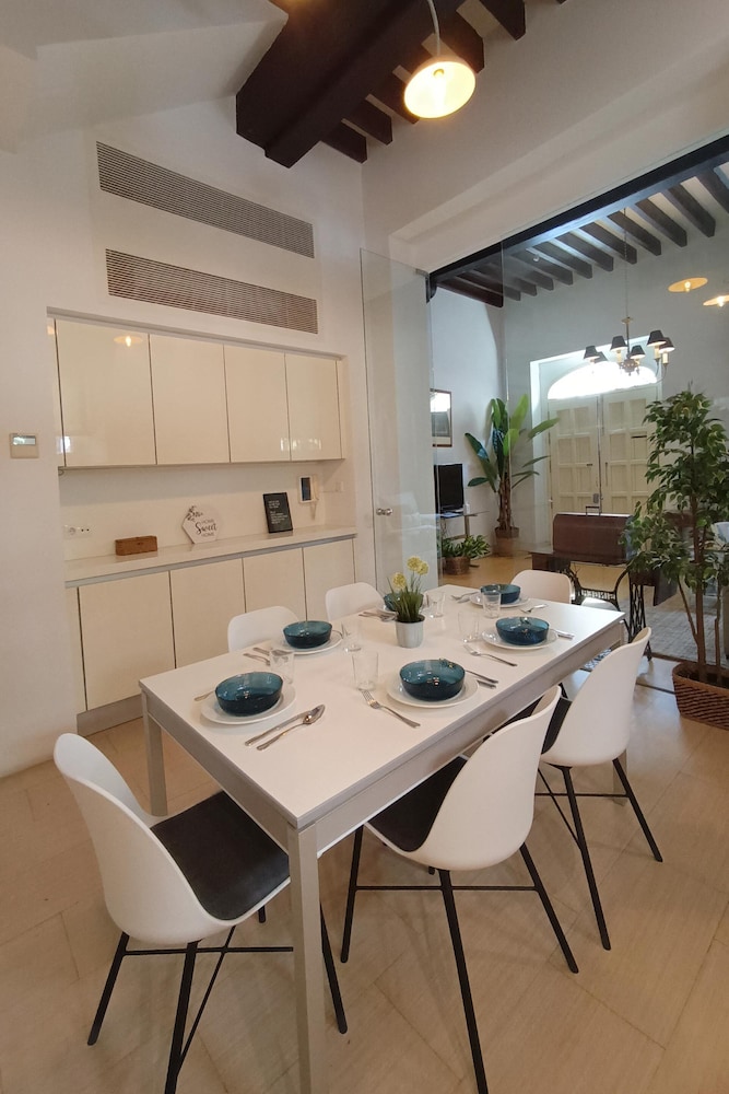 Exclusive House in Seville. Antonia Díaz