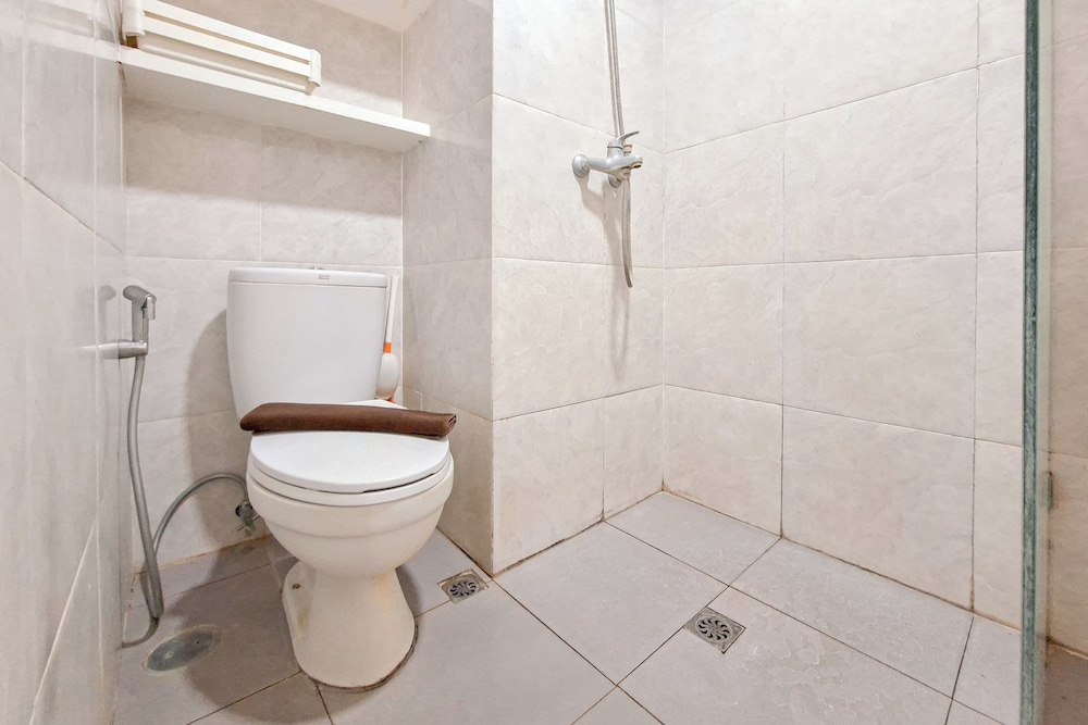 Pleasant Studio Apartment Parkland Avenue
