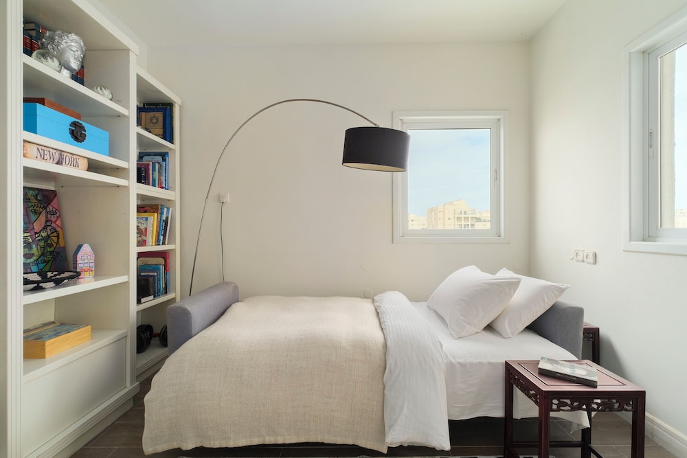 Ramat Aviv Stylish Stay by Sea N' Rent
