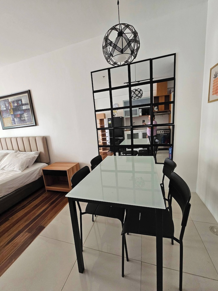 Modern and Spacious Condo in the Heart of Cebu City