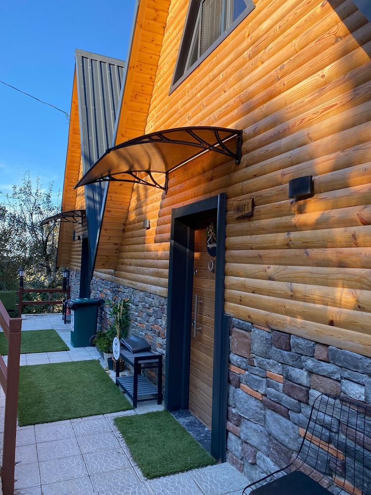 Valent Suit Bungalov