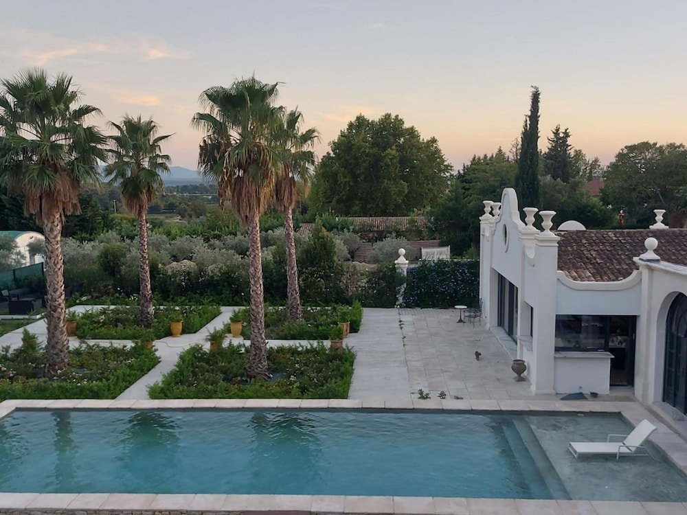 Somptueux Unique 8 Chambres Piscine Palmeraie