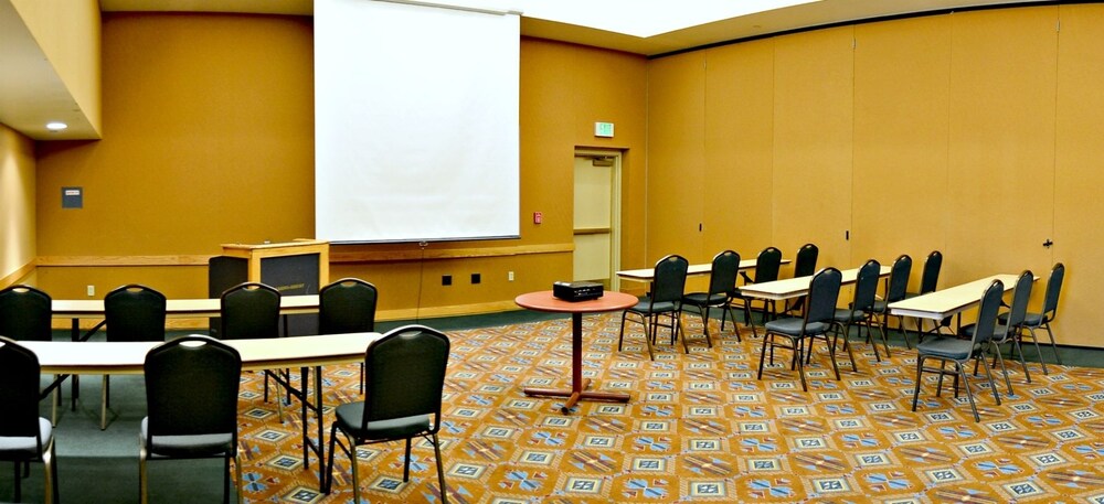 Apache Gold Resort Hotel