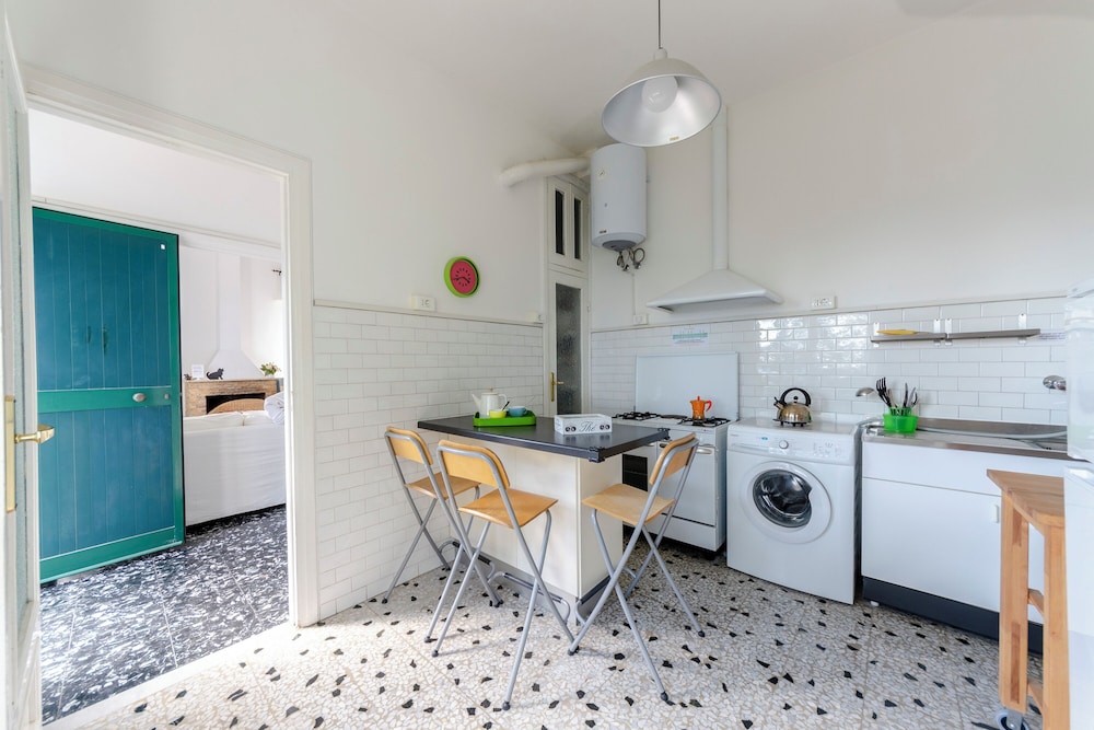 Monterosso Apartments
