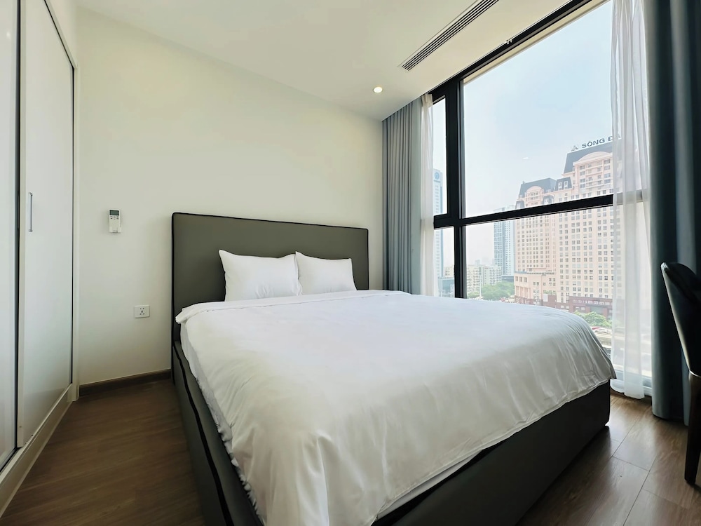 Vinhome Sky Lake-Sunhometel