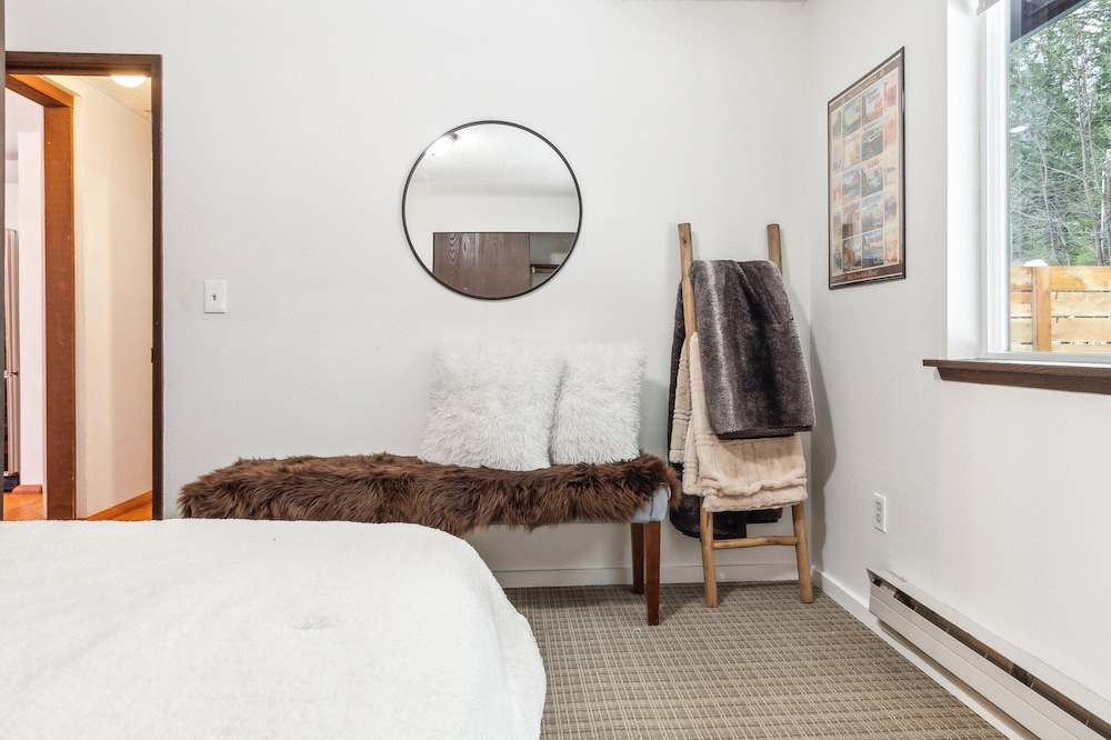 Packshack - Cozy Ski Cabin Mins From White Pass 2 Bedroom Home
