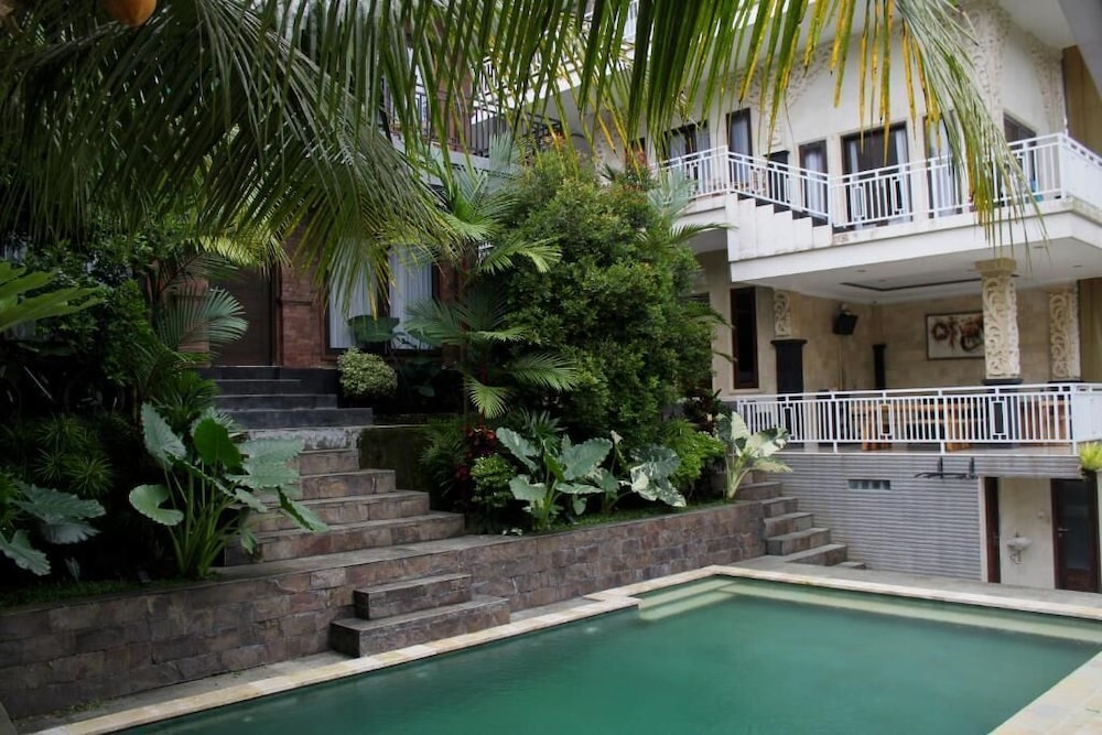 Hanaka Riverside Ubud