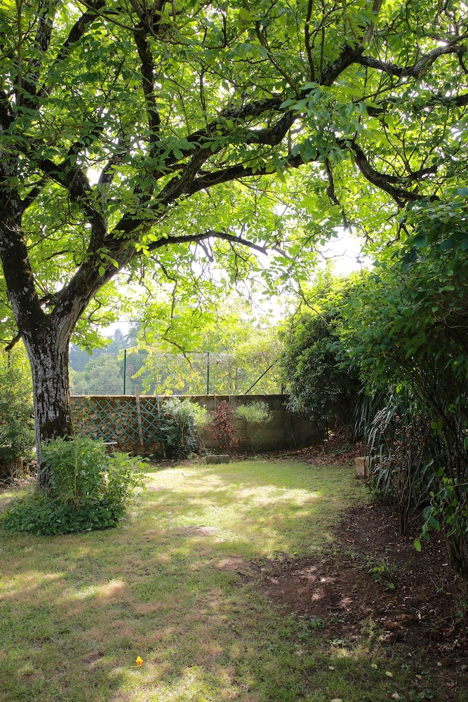 La Loge des Fées view 2