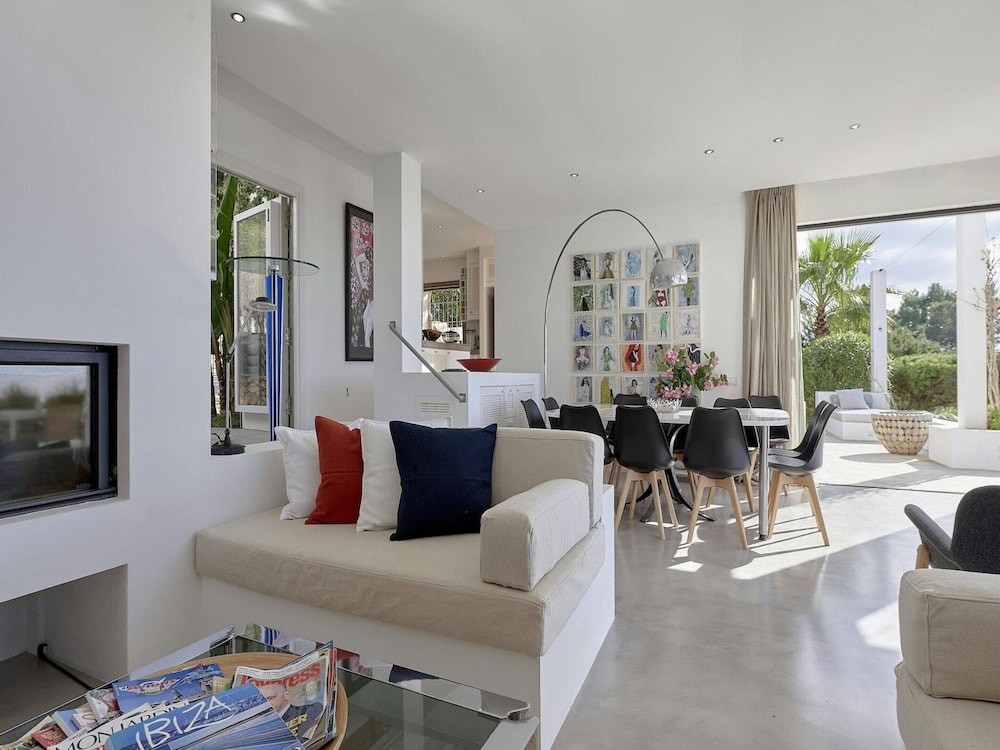 Holiday Home With Central Heating