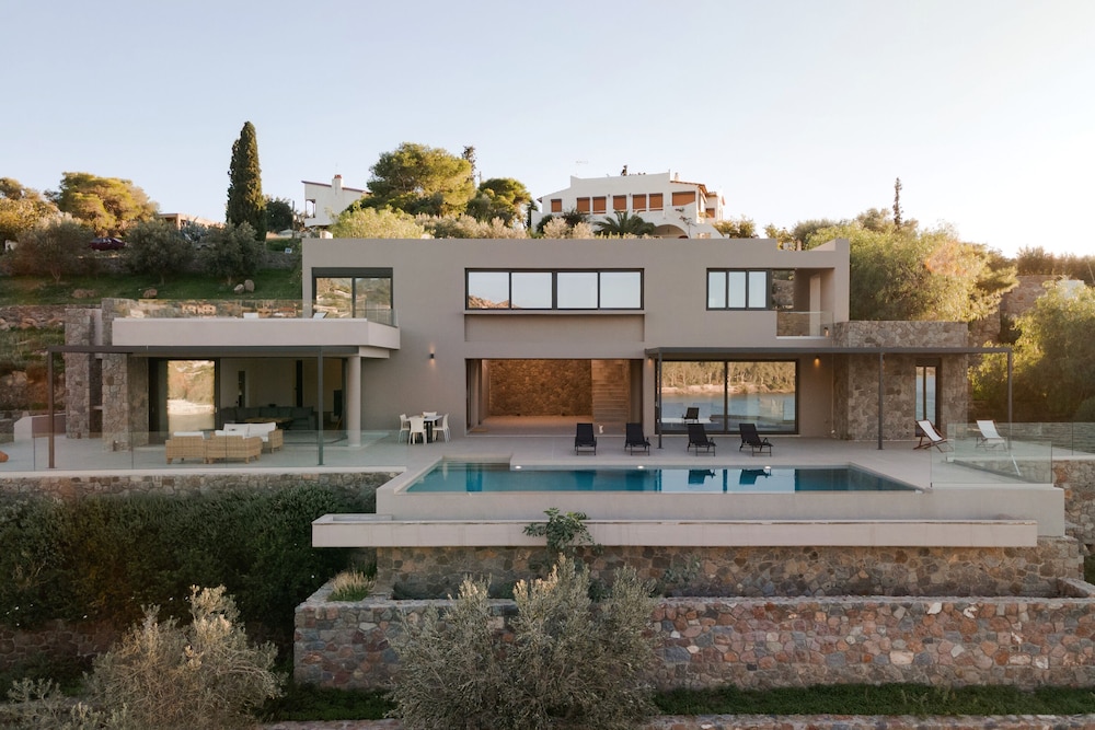 Villa Iris Aegina