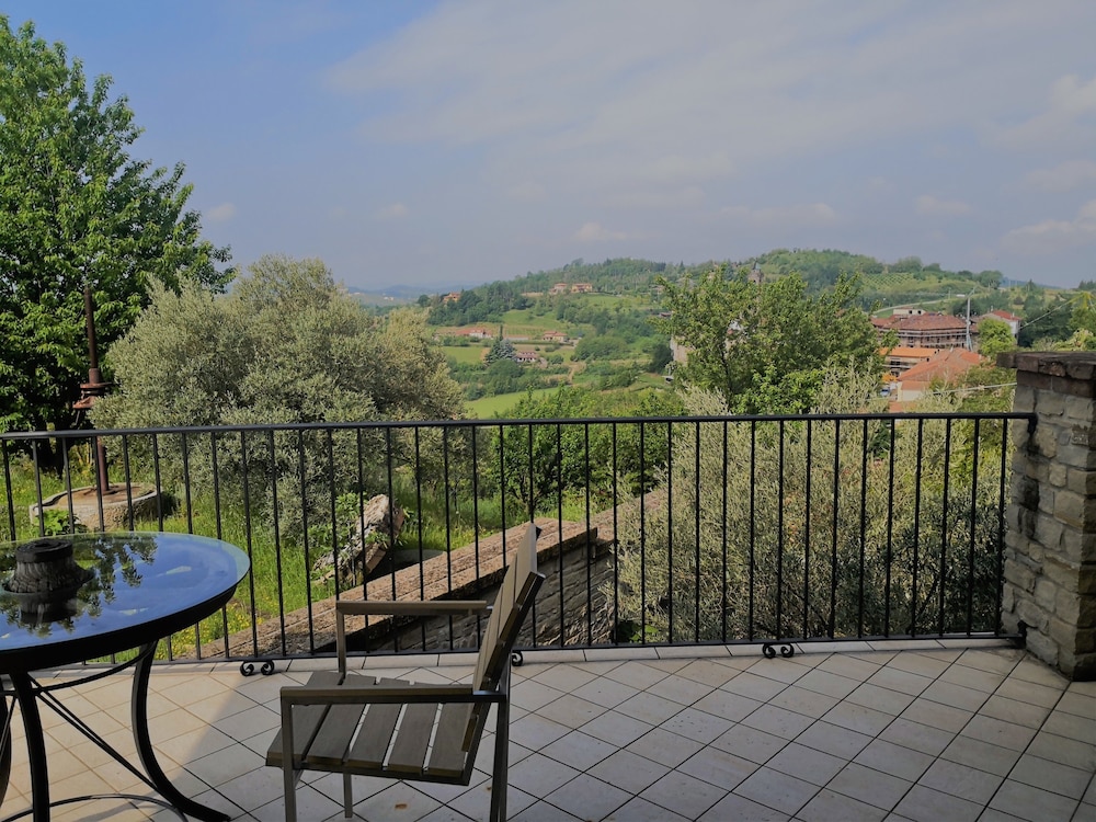 Agriturismo Al Castle view 4
