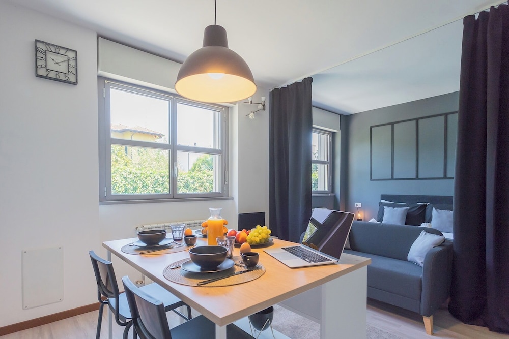 Black Loft Como by Rent all Como