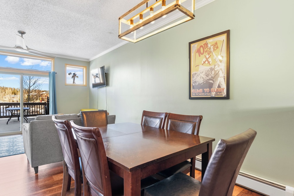 Saddle Ridge Townhomes #253 : 2